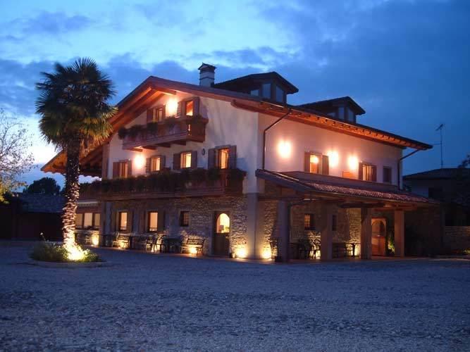 Wine Resort Colle Villano Faedis Exterior foto