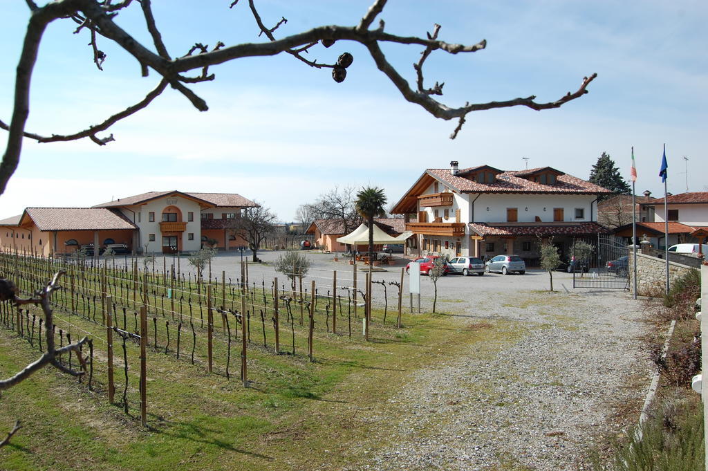 Wine Resort Colle Villano Faedis Exterior foto